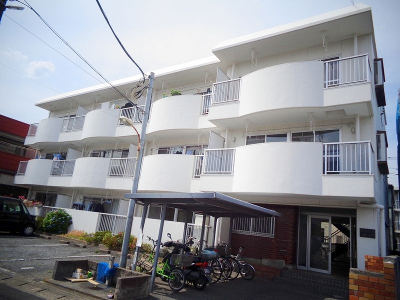 ��ʌ�����s�����J�Β��Q���ڂ̃}���V�����̌����O��