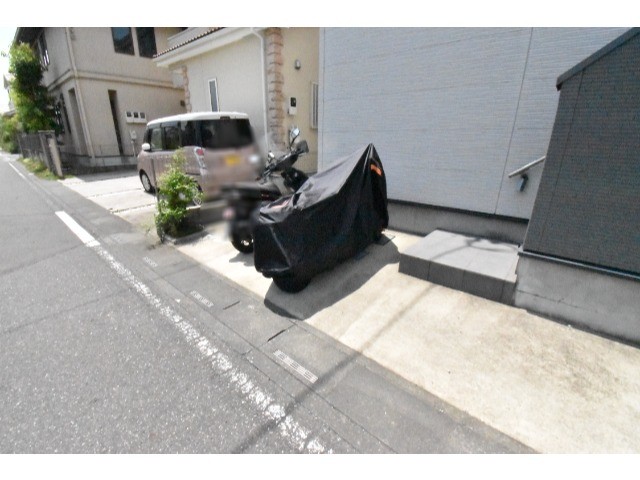 ��ʌ��������܎s�΋�����U���ڂ̃A�p�[�g�̒��ԏ�