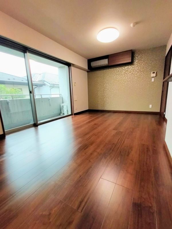 ��ʌ��������܎s���撆���P���ڂ̃}���V�����̋��ԁE���r���O