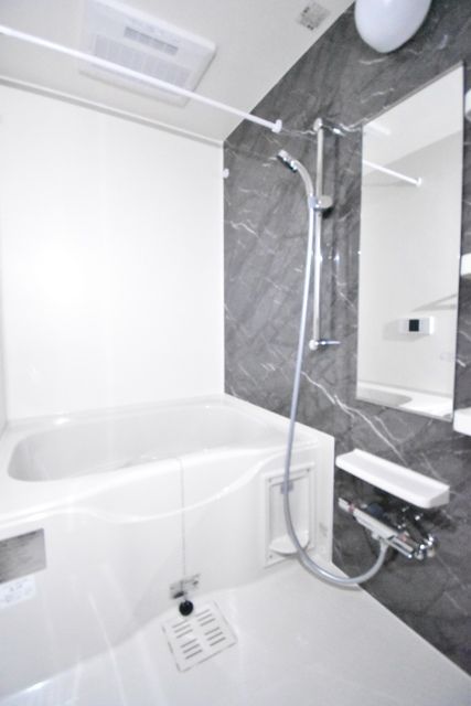 ��ʌ��������܎s�΋挴�R�P���ڂ̃A�p�[�g�̃o�X