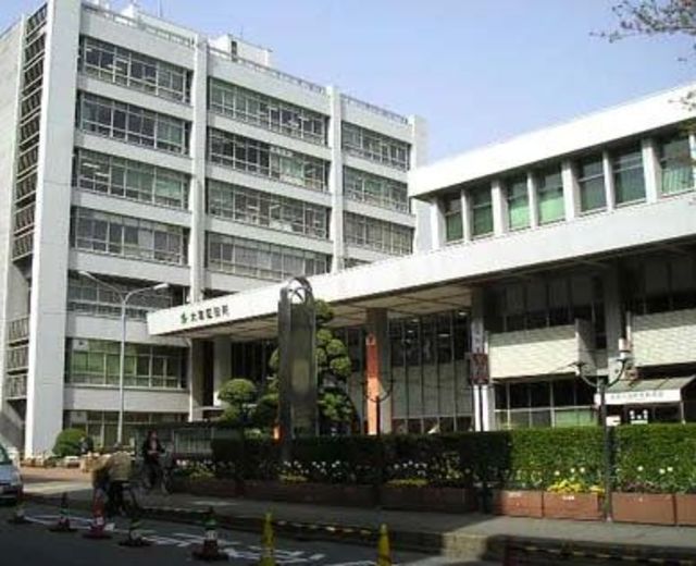 ��ʌ��������܎s��{��g�~���Q���ڂ̃}���V�����̎���