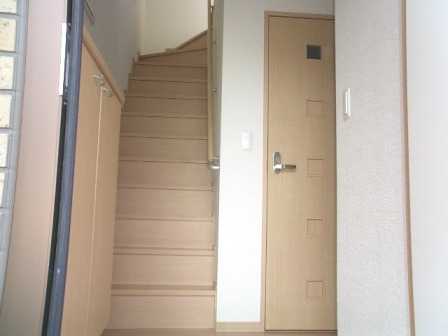 ��ʌ��������܎s�k����i���Q���ڂ̃e���X�n�E�X�̌���