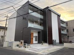 ��ʌ��������܎s���Ȗ{�S����13-8�̃}���V�����̌����O��