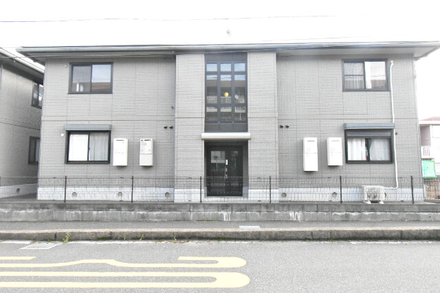 ��ʌ��z�J�s�����P���ڂ̃A�p�[�g�̌����O��