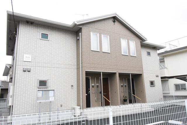 ��ʌ��������܎s�Y�a��؍�Q���ڂ̃A�p�[�g�̌����O��