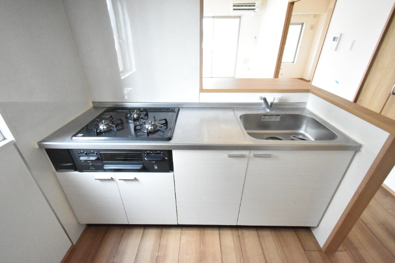 ��ʌ��������܎s��΋�������P���ڂ̃}���V�����̃L�b�`��