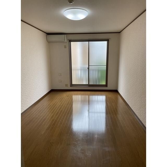 ��ʌ��������܎s�΋擌���R���ڂ̃A�p�[�g�̂��̑��ݔ�