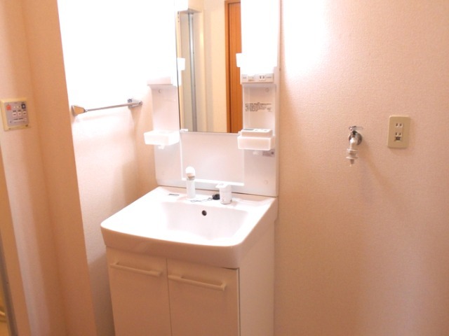 ��ʌ��z�J�s�����P���ڂ̃A�p�[�g�̐��ʏ�