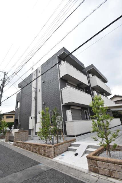 ��ʌ��������܎s�k����i���Q���ڂ̃A�p�[�g�̌����O��