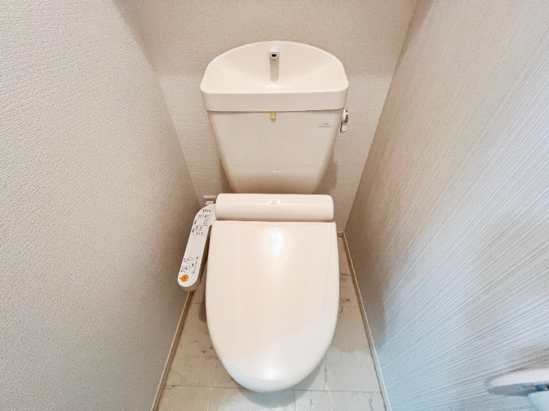 ��ʌ��������܎s��{��O���S���ڂ̃A�p�[�g�̃g�C��