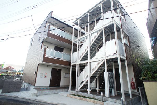 ��ʌ��������܎s���l�J�Q����10-8�̃}���V�����̌����O��