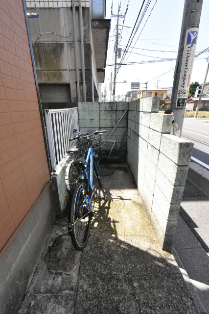 ��ʌ��������܎s�Y�a���ՂU���ڂ̃A�p�[�g�̂��̑�