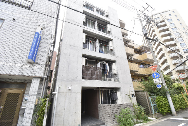 ��ʌ��������܎s�Y�a���ՂX���ڂ̃}���V�����̌����O��