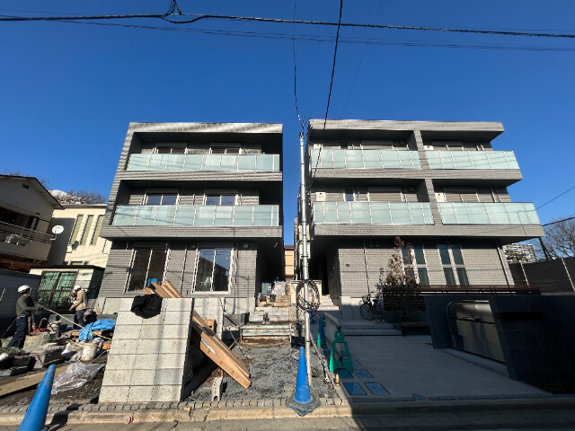 ��ʌ��������܎s�����扺�����R���ڂ̃}���V�����̌����O��