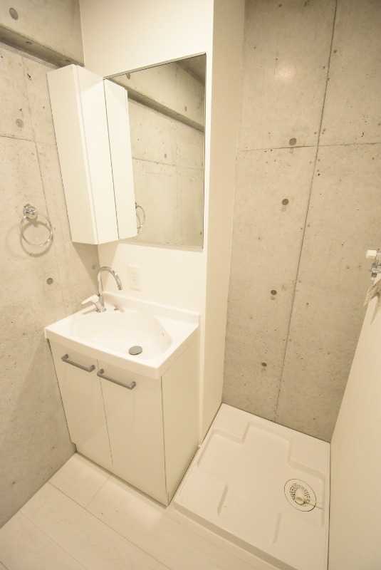 ��ʌ��������܎s�Y�a���ՂX���ڂ̃}���V�����̐��ʏ�