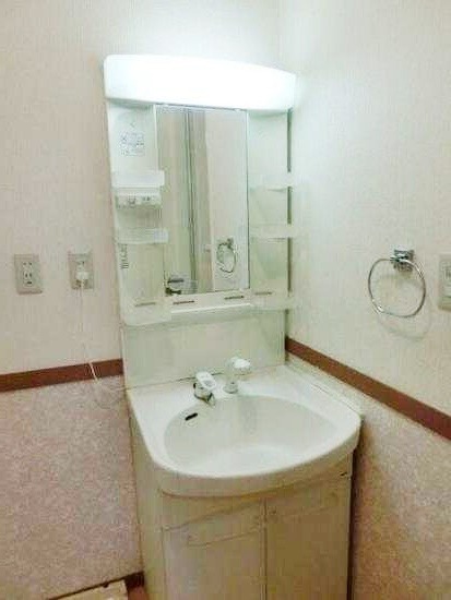 ��ʌ��������܎s�k��g�쒬�P���ڂ̃A�p�[�g�̐��ʏ�