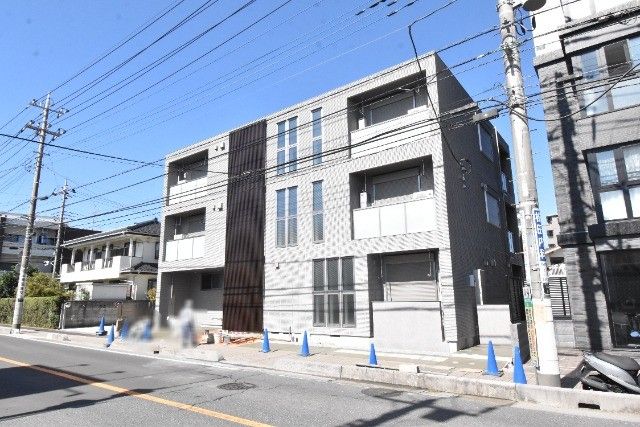 ��ʌ��������܎s�k��y�C���Q����21-35�̃}���V�����̌����O��