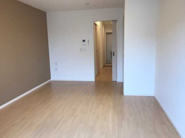 ��ʌ��z�J�s���C�N�^�E���U���ڂ̃A�p�[�g�̋��ԁE���r���O