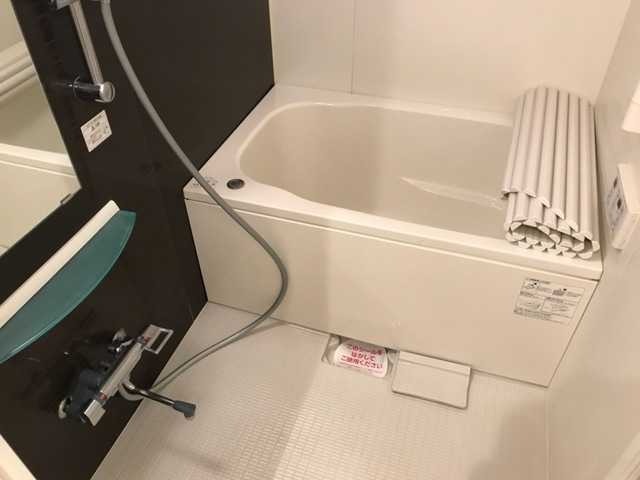 ��ʌ��z�J�s���C�N�^�E���U���ڂ̃A�p�[�g�̃o�X