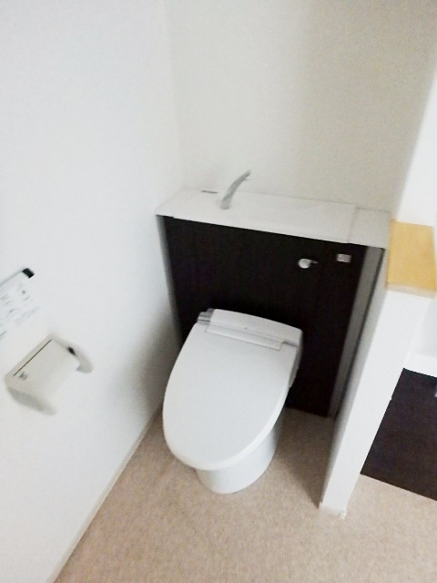 ��ʌ��������܎s�k����i���Q���ڂ̃}���V�����̃g�C��