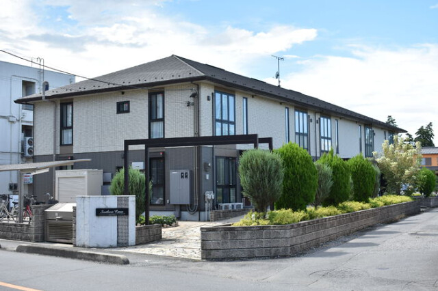 ��ʌ�����s�厚���~�J�̃A�p�[�g�̌����O��