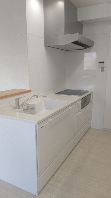 ��ʌ�����s���V���̃A�p�[�g�̃L�b�`��