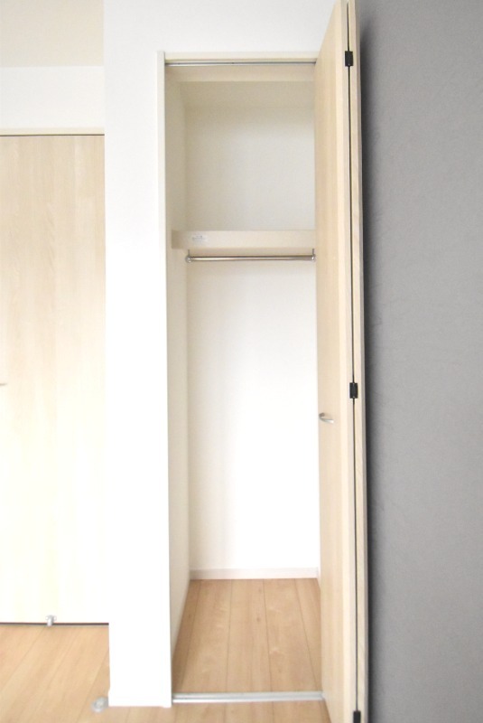 ��ʌ��������܎s��{��{���T���ڂ̃A�p�[�g�̎��[