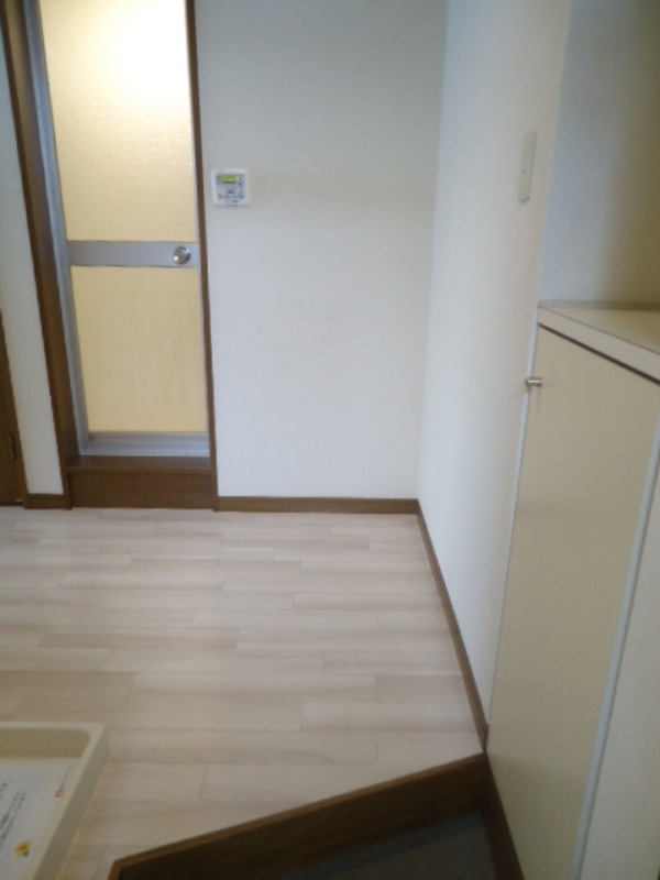 ��ʌ��������܎s��{��V�����P���ڂ̃A�p�[�g�̌���