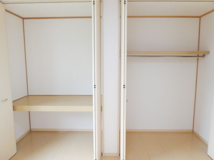 ��ʌ�����s������U���ڂ̃A�p�[�g�̎��[