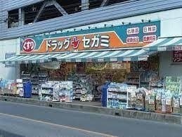 ��ʌ�����s������U���ڂ̃A�p�[�g�̎���