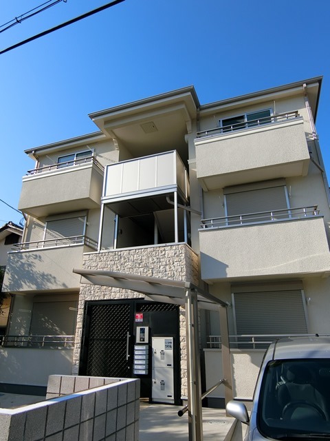 ��ʌ��������܎s�k��听���S���ڂ̃A�p�[�g�̌����O��