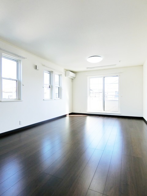 ��ʌ��������܎s�k��听���S���ڂ̃A�p�[�g�̋��ԁE���r���O