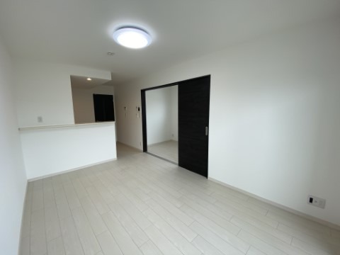 ��ʌ�����s�V�䒬�̃A�p�[�g�̋��ԁE���r���O