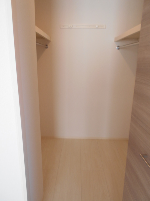 ��ʌ��z�J�s���������̃A�p�[�g�̎��[