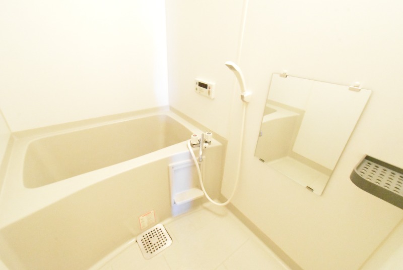 ��ʌ��������܎s�΋�厚�����̃A�p�[�g�̃o�X