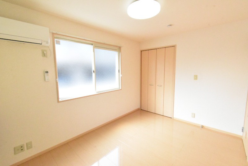 ��ʌ��������܎s�΋�厚�����̃A�p�[�g�̂��̑������E�X�y�[�X