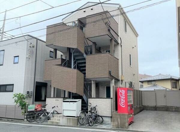 ��ʌ��������܎s�Y�a��{���P����15-25-1�̃A�p�[�g�̌����O��