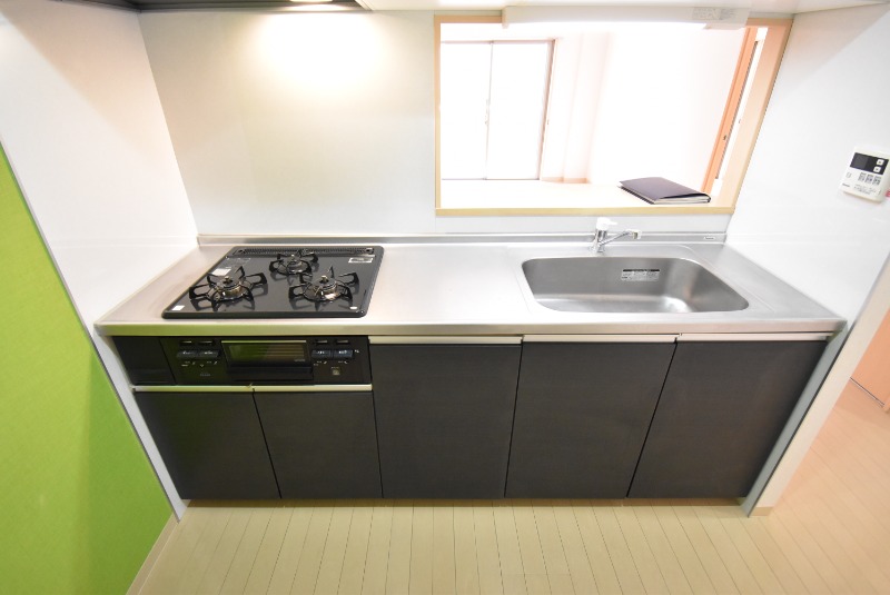 ��ʌ��������܎s�΋�厚���̃}���V�����̃L�b�`��