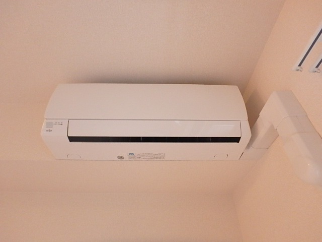 ��ʌ�����s�厚���s�̃A�p�[�g�̂��̑��ݔ�