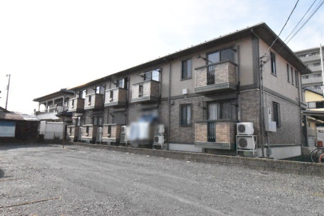 ��ʌ�����s�˒˂P����12-4�̃A�p�[�g�̌����O��