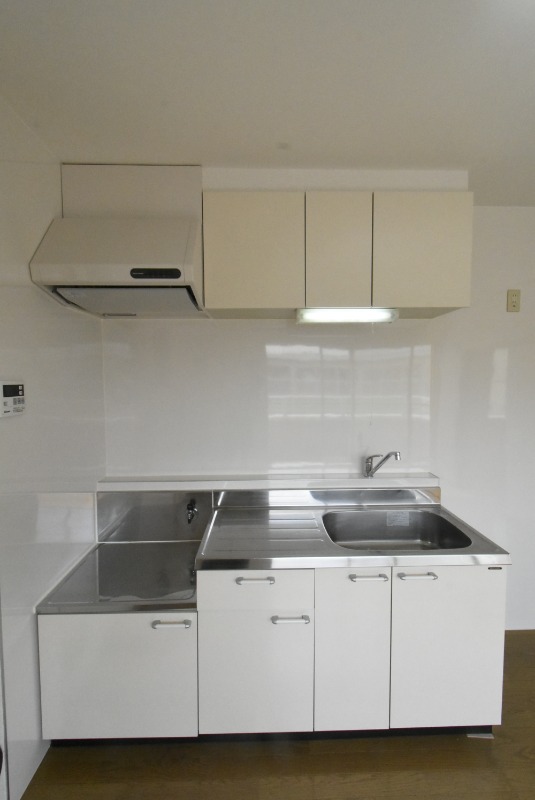 ��ʌ��������܎s��{��x�̓����R���ڂ̃A�p�[�g�̃L�b�`��