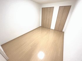 ��ʌ�����s�݉ƒ��̃A�p�[�g�̂��̑������E�X�y�[�X