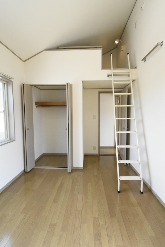 ��ʌ��������܎s��{��x�̓����R���ڂ̃A�p�[�g�̂��̑������E�X�y�[�X