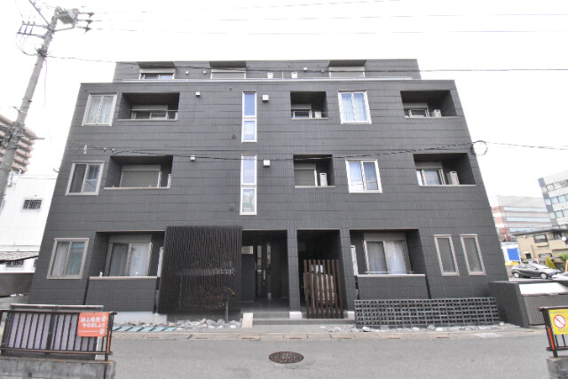 ��ʌ��������܎s�k��{�����Q���ڂ̃}���V�����̌����O��