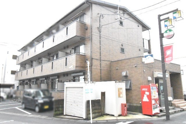 ��ʌ��z�J�s�z���J�P���ڂ̃A�p�[�g�̌����O��