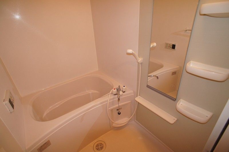 ��ʌ�����s�厚���s�̉Ƃ̃}���V�����̃o�X