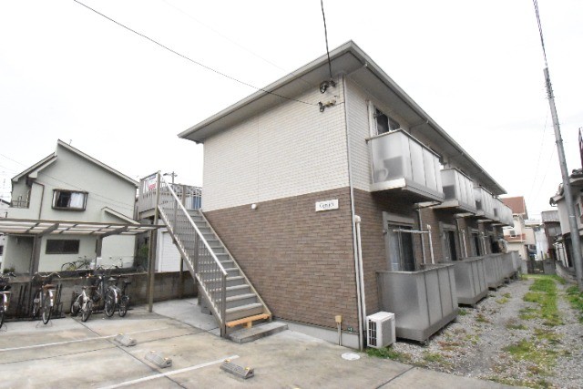 ��ʌ�����s�����J�{���P���ڂ̃A�p�[�g�̌����O��