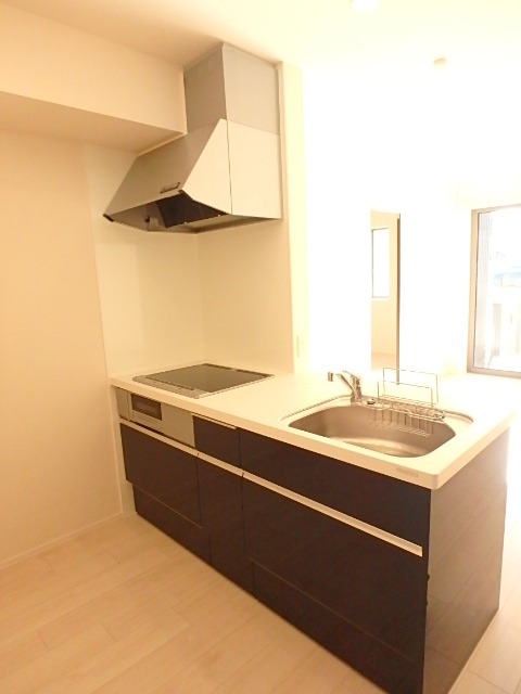 ��ʌ��������܎s�k��{�����Q���ڂ̃}���V�����̃L�b�`��