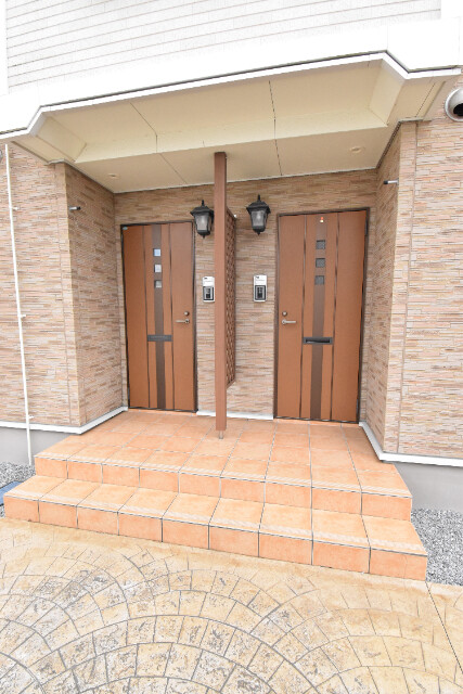 ��ʌ��z�J�s���C�N�^�E���Q���ڂ̃A�p�[�g�̃G���g�����X