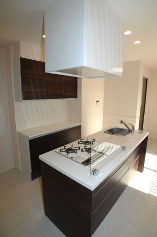 ��ʌ�����s�씵���J�P���ڂ̃A�p�[�g�̃L�b�`��